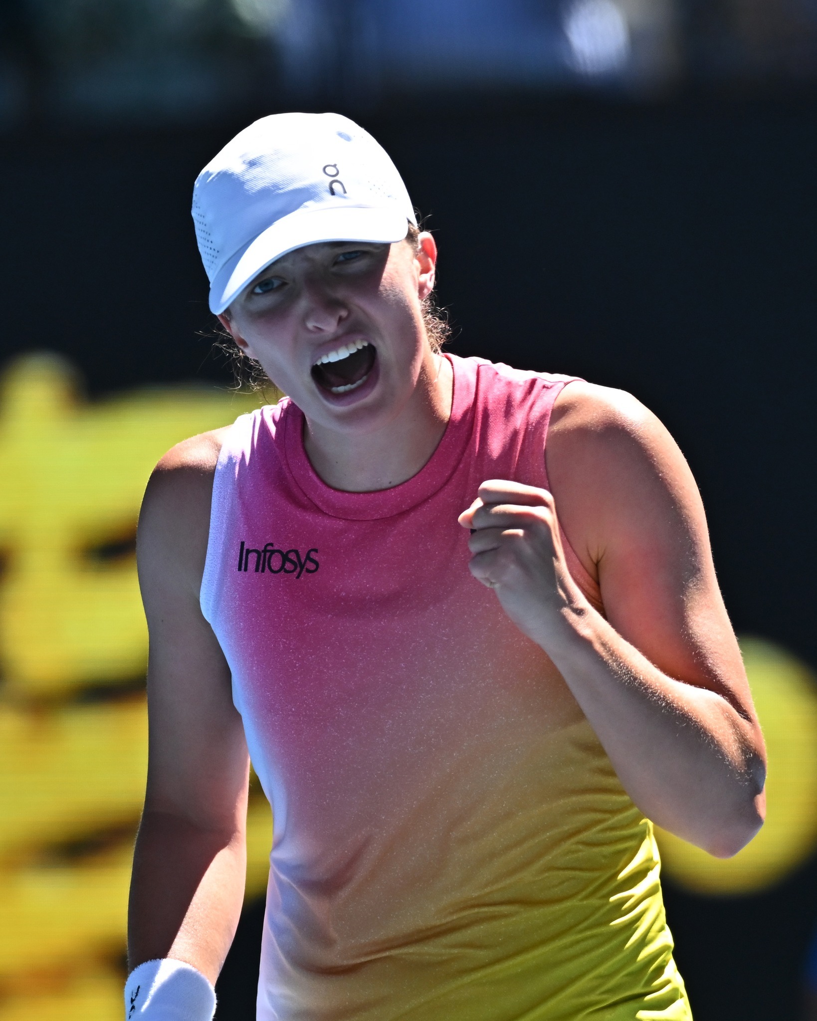 包含日本网球队绝地反击澳大利亚网球队，瓦林卡爆发神勇的词条