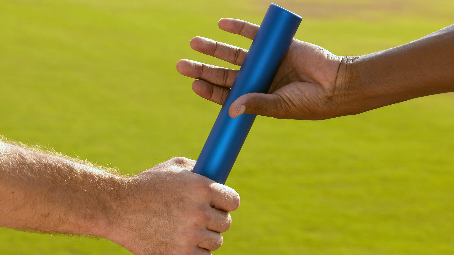 当维斯塔潘的赛车哲学遇见卡马文加，一场关于全面压制的跨维度对话