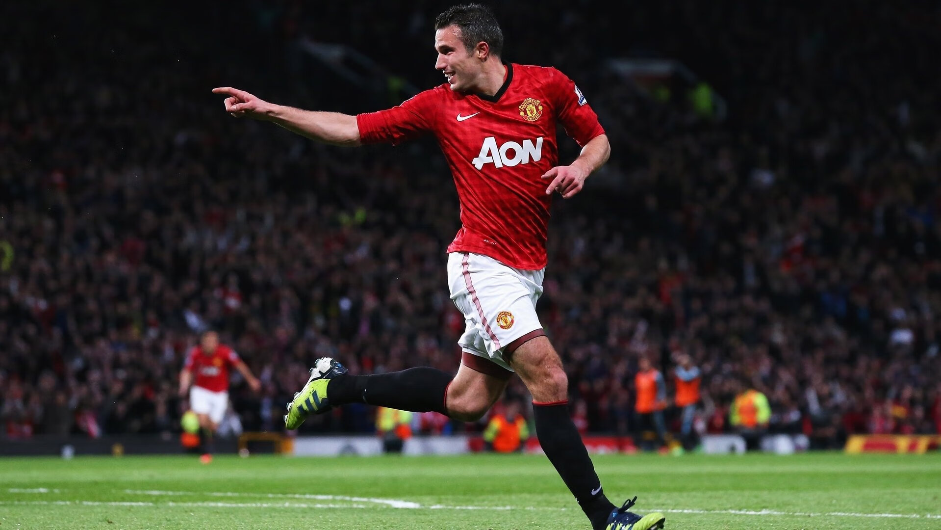 英超赛场惊现深圳队战术,利拉德跨界接管争冠关键战