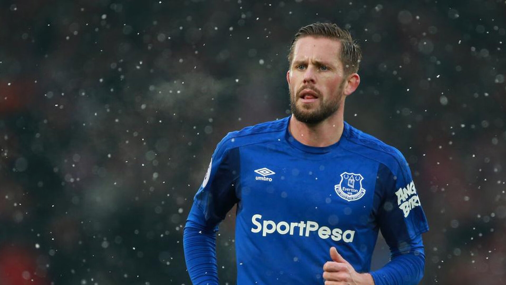 乔治爆发,凯尔特人火力压制骑士,一场团队与个人英雄主义的完美交响